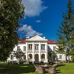 Aparthotel Palac Zegrzynski