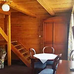 Palac Zegrzynski Aparthotel Zegrze