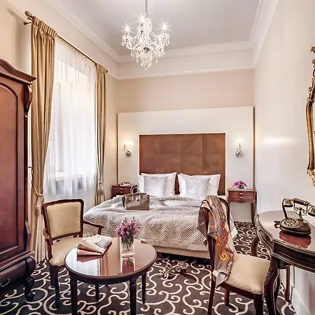 Ξενοδοχείο με διαμερίσματα Palac Zegrzynski 4*