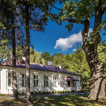 Palac Zegrzynski Aparthotel