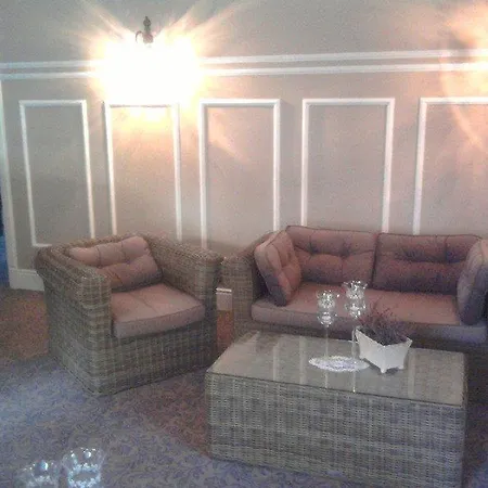 Palac Zegrzynski 4*