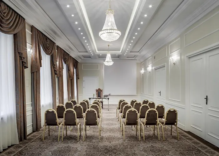 Pałac Zegrzyński Hotel apartamentowy Zegrze