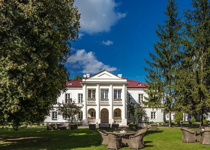 Hotel apartamentowy Pałac Zegrzyński