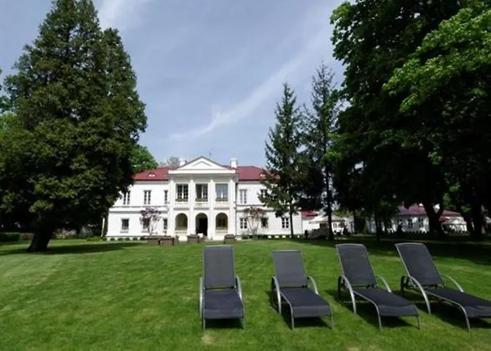 Hotel apartamentowy Pałac Zegrzyński