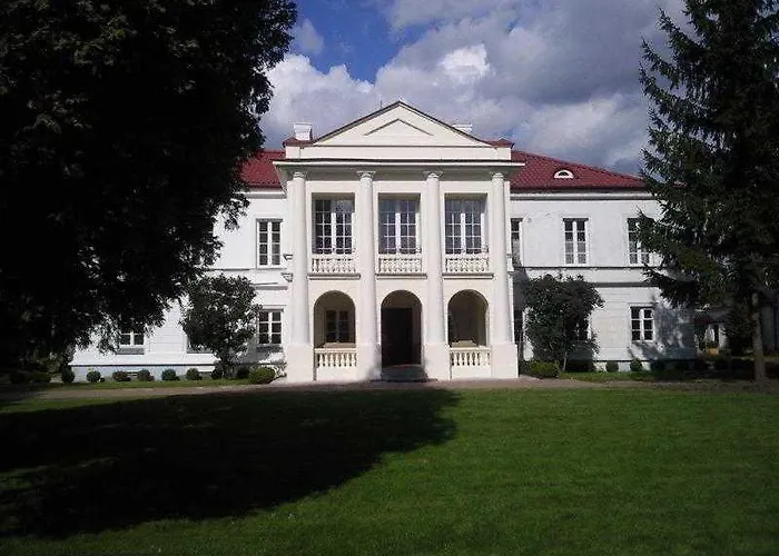 Pałac Zegrzyński Hotel apartamentowy